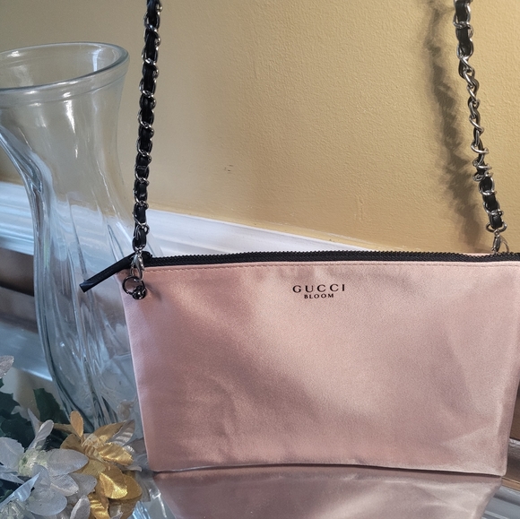 Gucci - Picture 9 of 17